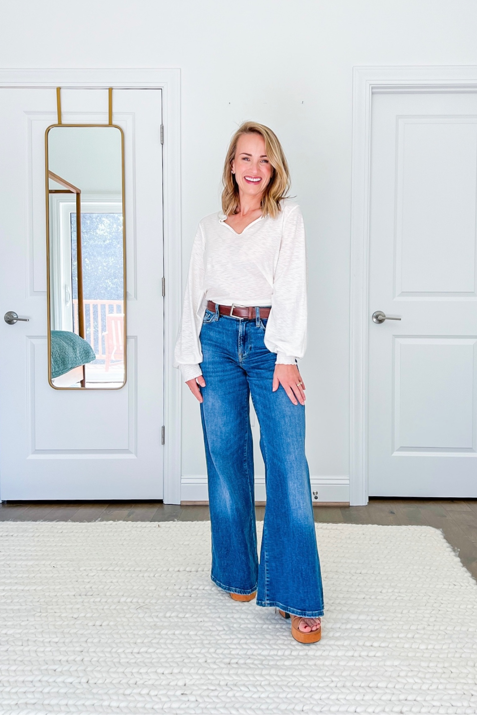 Wide leg flare jeans | 3 Must-Have Jeans #LTKSeasonal #LTKstyletip #LTKshoecrush